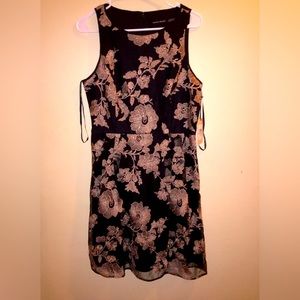 Ivanka Trump size 10 floral print dress. New with tags